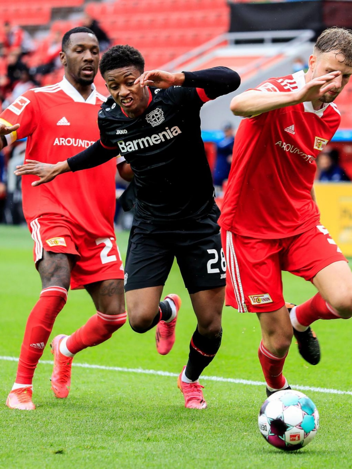 阿森纳客场惨败曼城,遭受惨痛失利的简单介绍 阿森纳客场惨败曼城,遭受惨痛失利的简单介绍