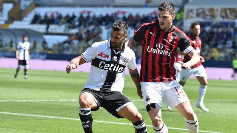 开云体育在线-意甲联赛结束短暂休战期，球队备战中