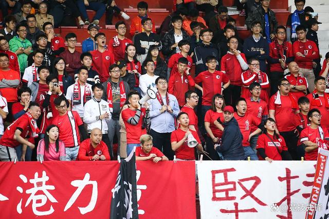 休赛期球迷热议球队阵容，期待新赛季表现的简单介绍