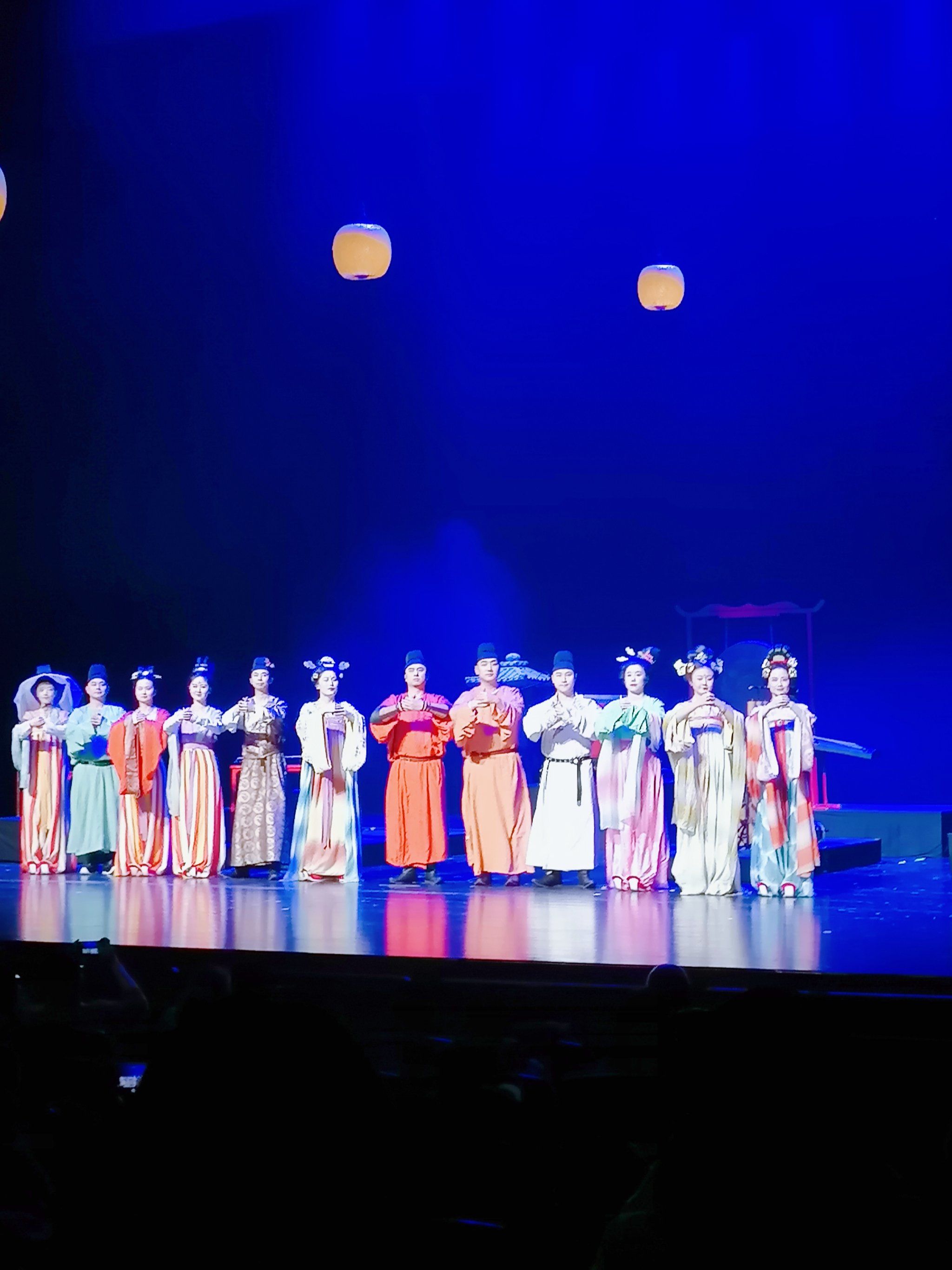 开云体育官方网站-历史性时刻再现，风采依旧，传奇舞台