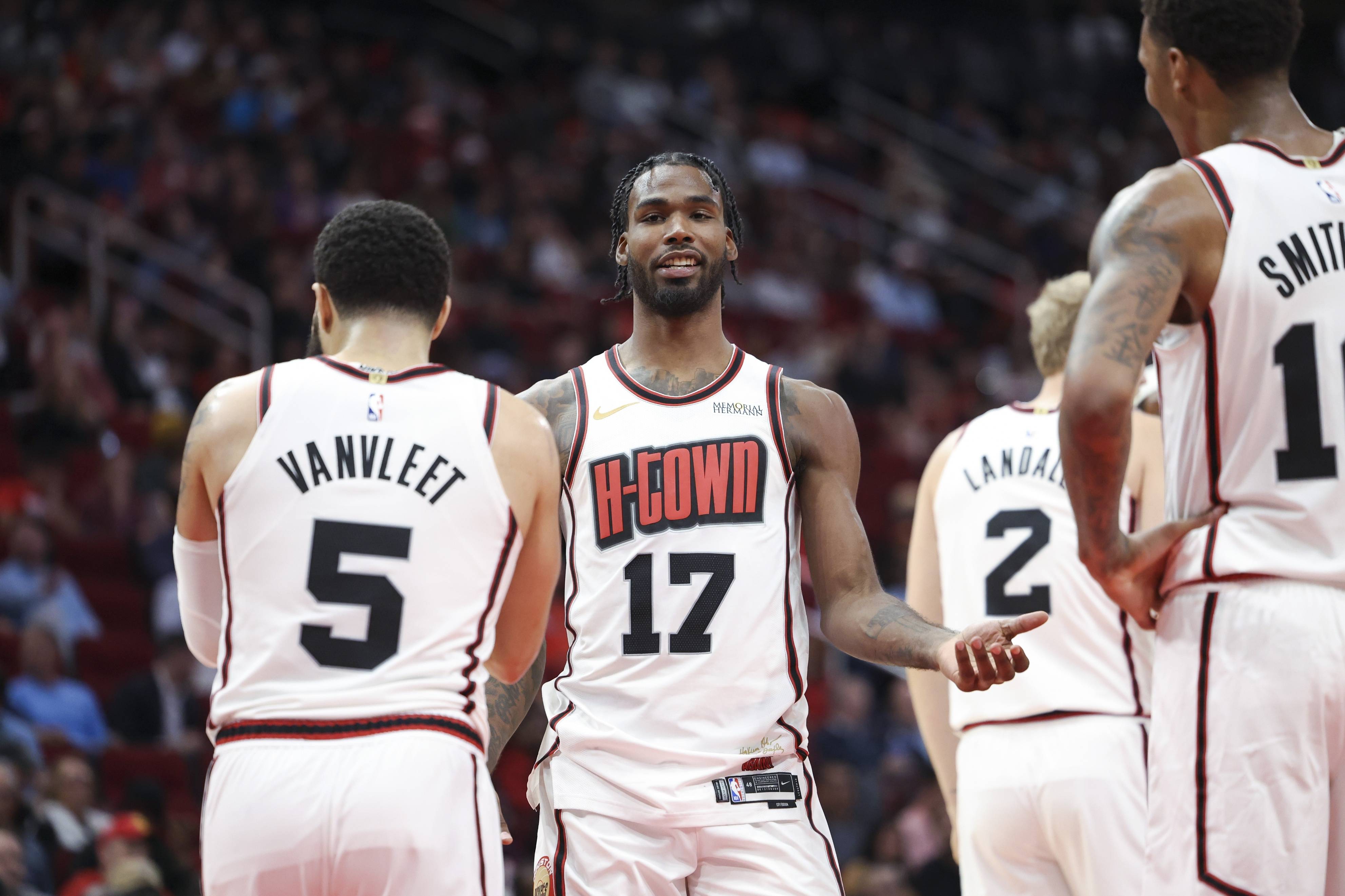 公牛客场击败独行侠，展现球队统治力的简单介绍