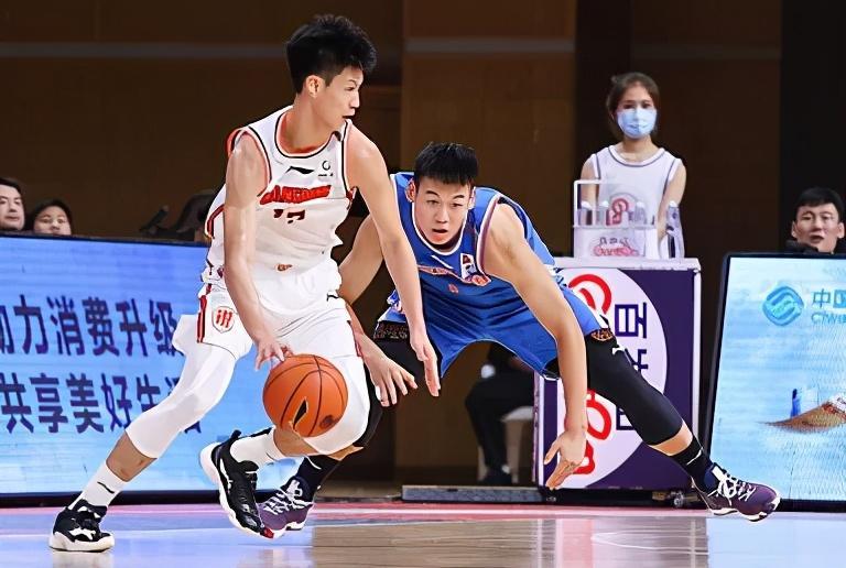 关于四川队士气高涨,大比分战胜山东队的信息 关于四川队士气高涨,大比分战胜山东队的信息