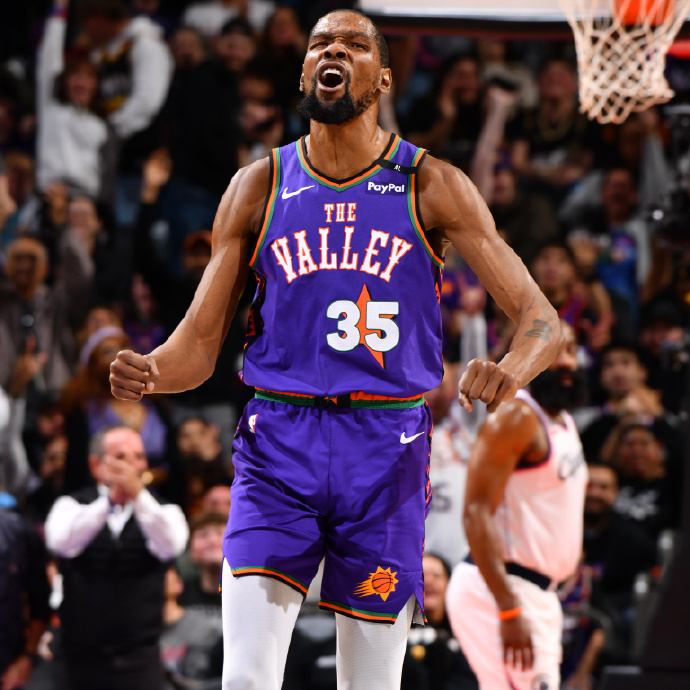 开云体育在线-马刺绝杀国王，布克一己之力扛起全队