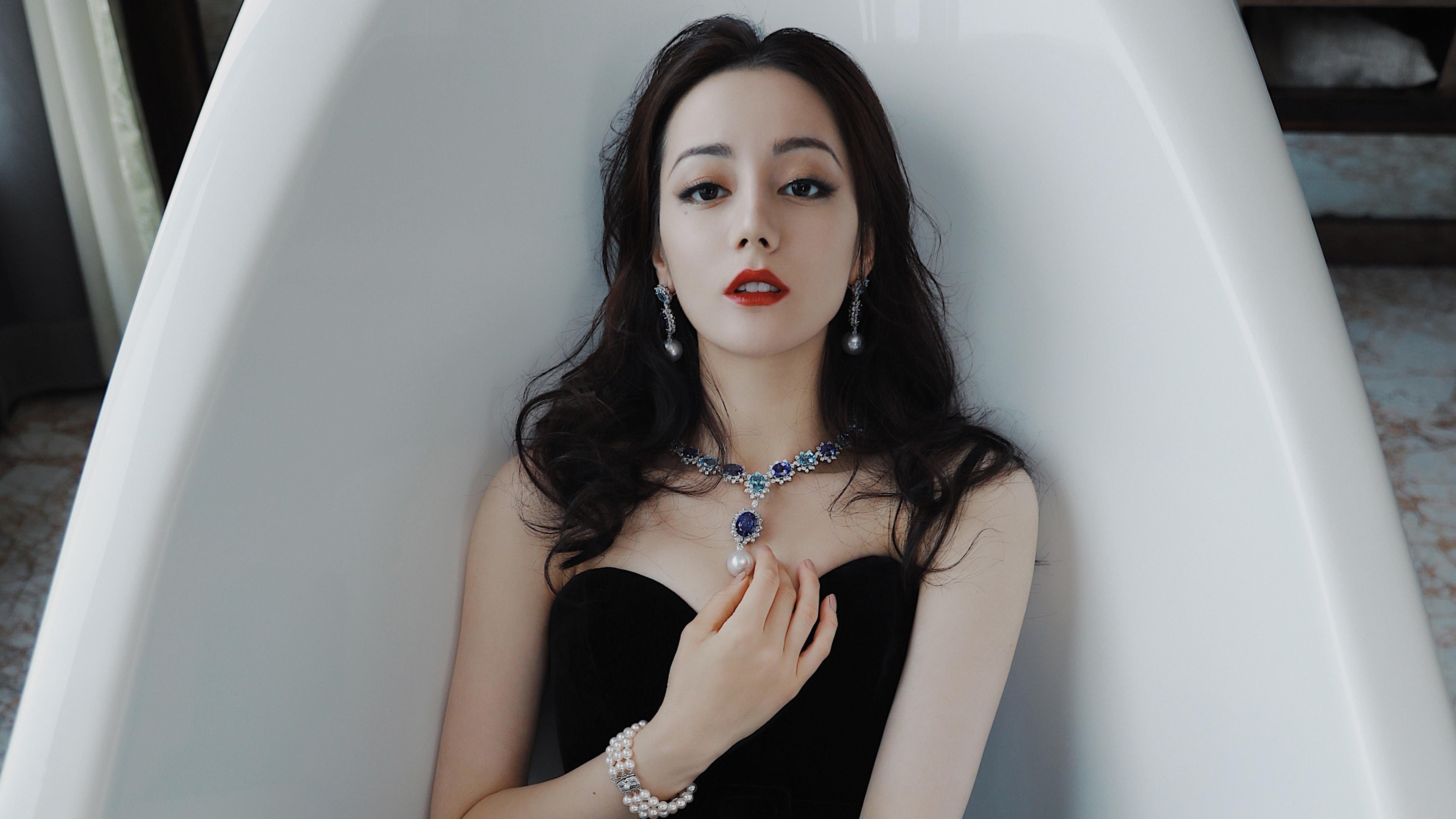 约基奇爆发铸就传奇，魔术队巅峰对决胜出广东队