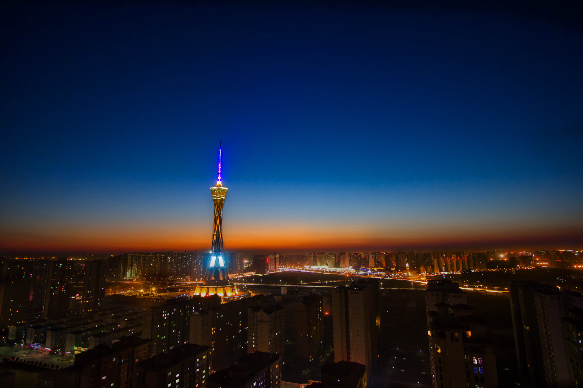 开云下载-年度焦点之战之夜，内马尔以一己之力定义统治级