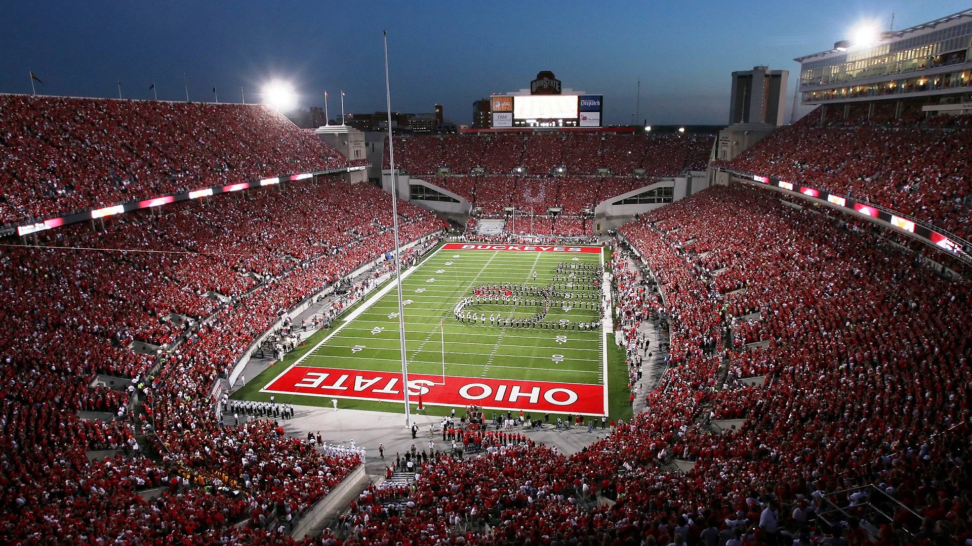 英超富人的游戏与南美穷人的战争，现代足球的双面战场