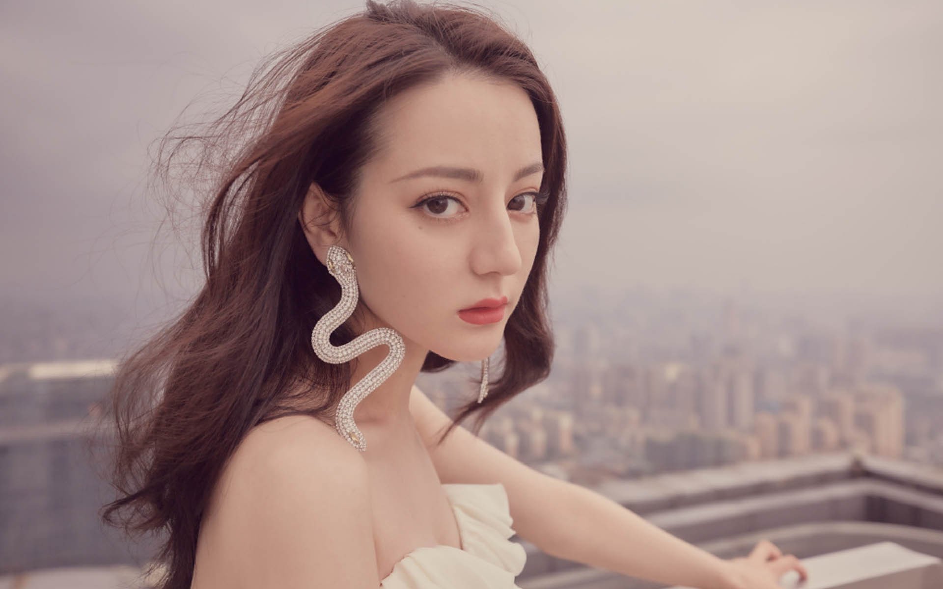 跨界狂飙，当莫兰特在F1街道赛的轰鸣中斩落魔术